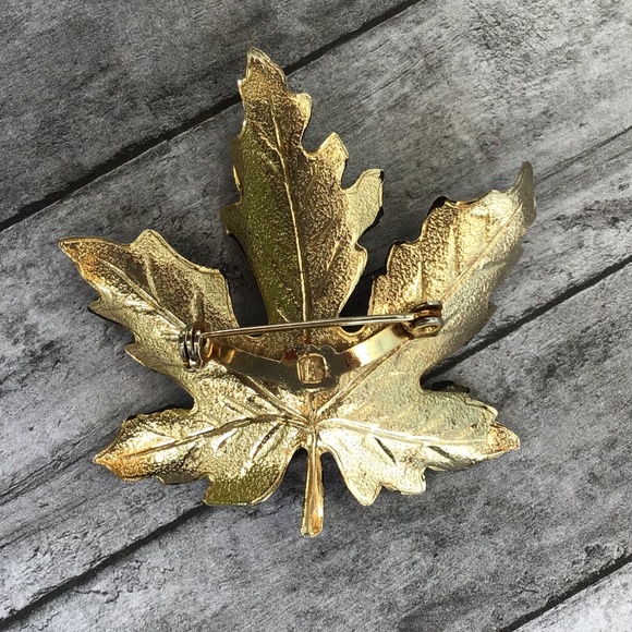 Autumn Maple Leaf Pin Vintage Brooch Fall Jewelry - Picture 3 of 13